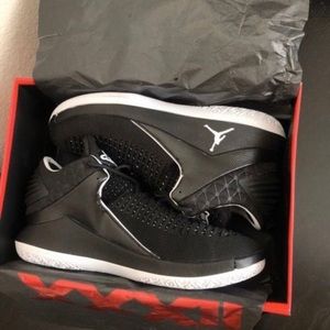 Air Jordan XXXll Low Flight Speed Bellissimo